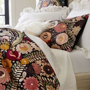 SOLD PotteryBarn🌸Helena🌺King/Cal king Duvet cover